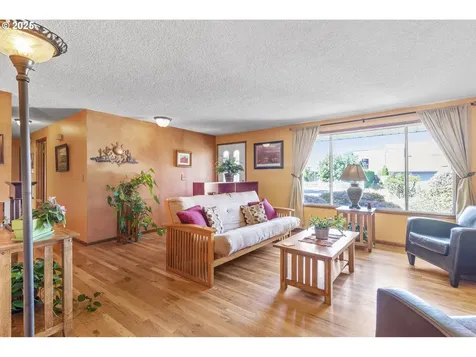 1307 Ogden Avenue Vancouver WA 98661