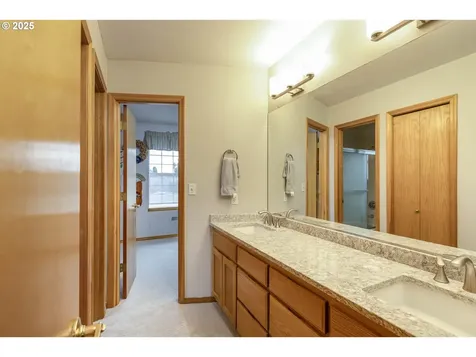 2705 N Arthur Lane Newberg OR 97132