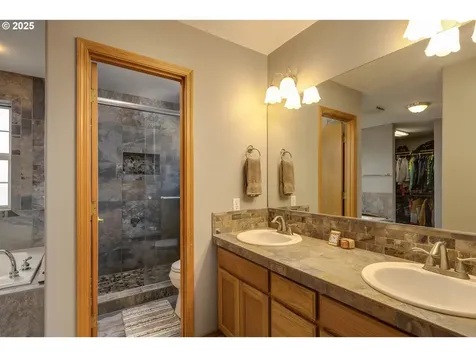 2705 N Arthur Lane Newberg OR 97132