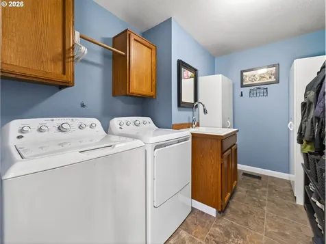 20517 SW 98th Court Tualatin OR 97062