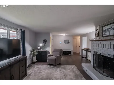 1345 1st Avenue Sweet Home OR 97386