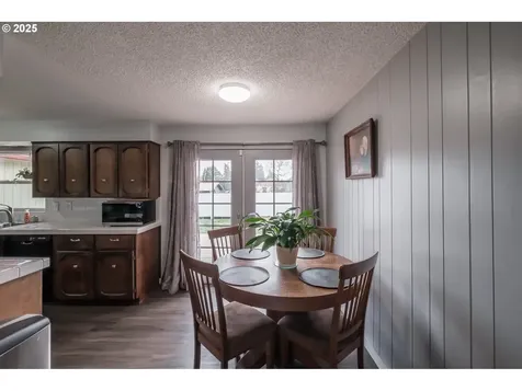1345 1st Avenue Sweet Home OR 97386
