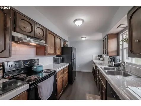 1345 1st Avenue Sweet Home OR 97386