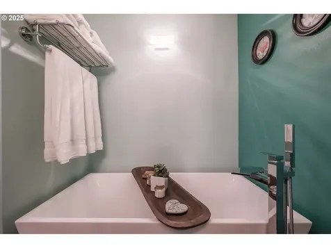 1345 1st Avenue Sweet Home OR 97386