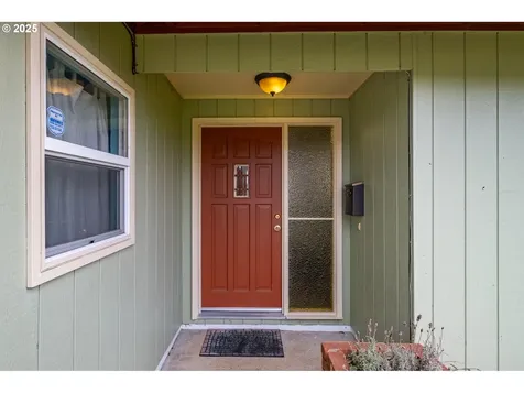 1345 1st Avenue Sweet Home OR 97386