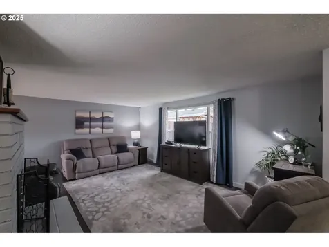 1345 1st Avenue Sweet Home OR 97386