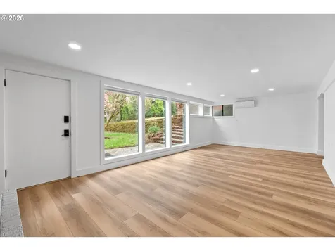 9233 SE Harney Court Portland OR 97266