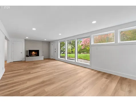 9233 SE Harney Court Portland OR 97266