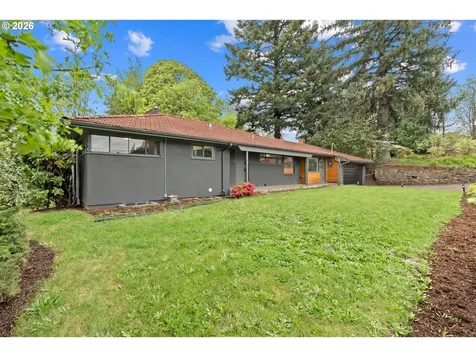 9233 SE Harney Court Portland OR 97266