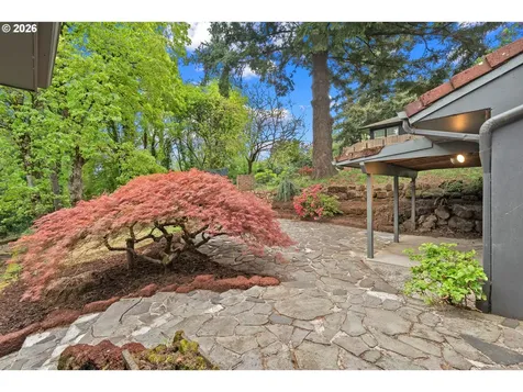 9233 SE Harney Court Portland OR 97266