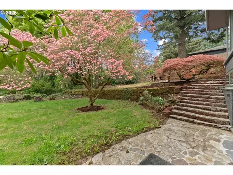 9233 SE Harney Court Portland OR 97266