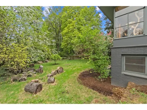 9233 SE Harney Court Portland OR 97266