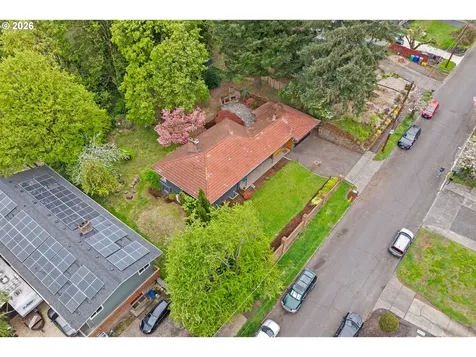 9233 SE Harney Court Portland OR 97266