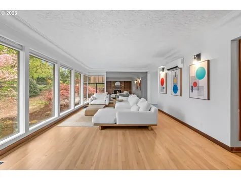 9233 SE Harney Court Portland OR 97266