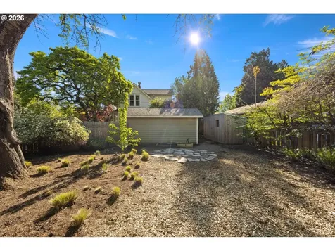 1516 SE Pershing Street Portland OR 97202