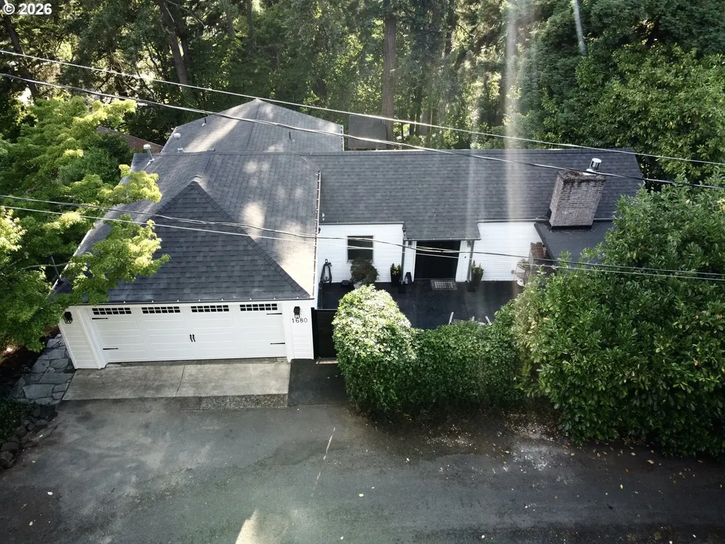 1680 Westover Drive Eugene OR 97403