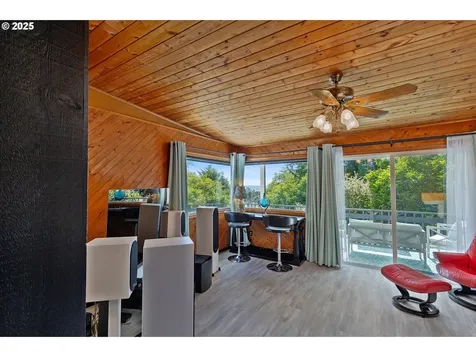 2709 SW Dune Avenue Lincoln City OR 97367
