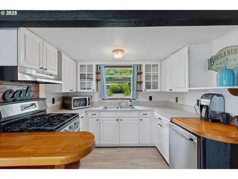 2709 SW Dune Avenue Lincoln City OR 97367