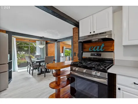 2709 SW Dune Avenue Lincoln City OR 97367