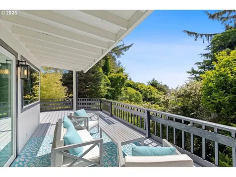 2709 SW Dune Avenue Lincoln City OR 97367