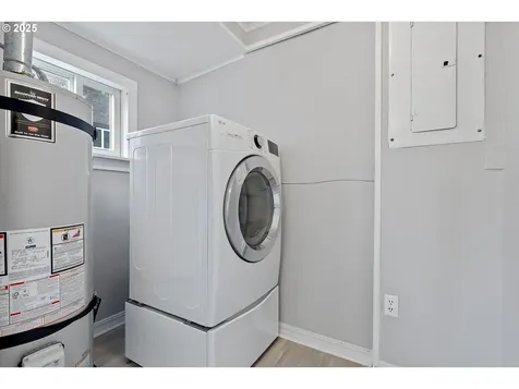 2709 SW Dune Avenue Lincoln City OR 97367