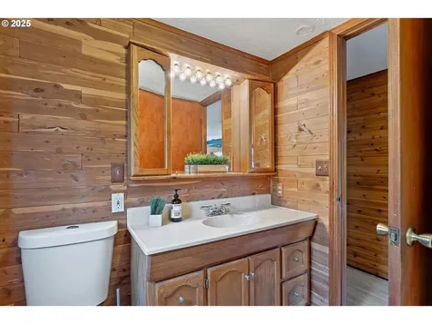 2709 SW Dune Avenue Lincoln City OR 97367