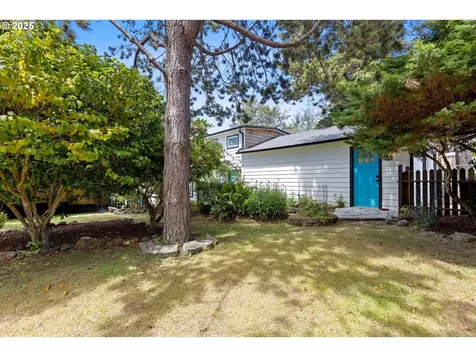 2709 SW Dune Avenue Lincoln City OR 97367