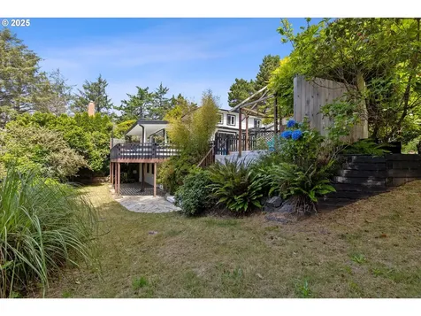 2709 SW Dune Avenue Lincoln City OR 97367