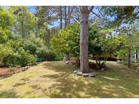 2709 SW Dune Avenue Lincoln City OR 97367