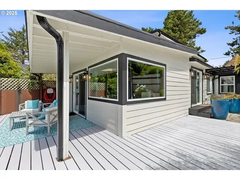 2709 SW Dune Avenue Lincoln City OR 97367