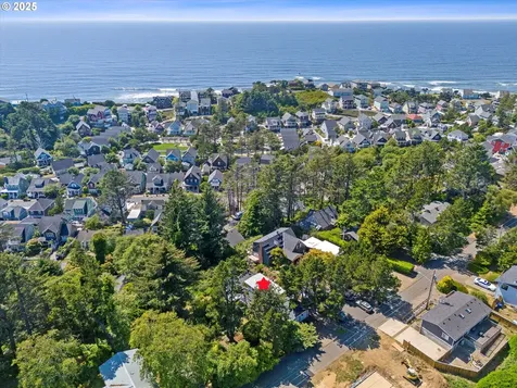 2709 SW Dune Avenue Lincoln City OR 97367