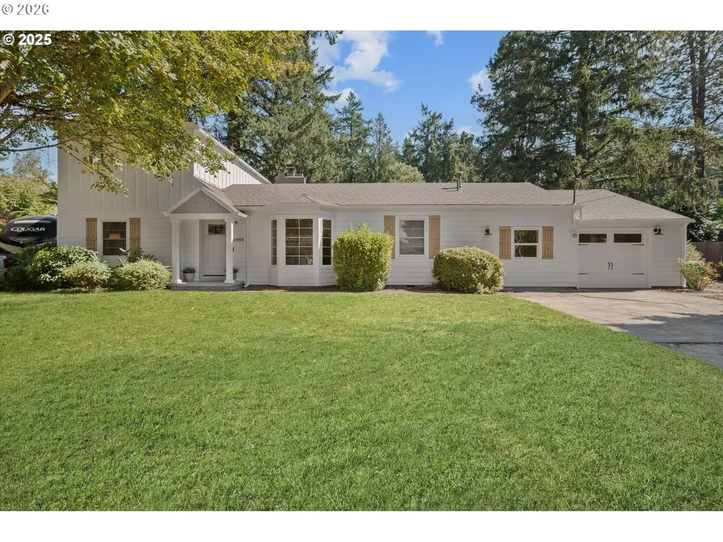 8444 SW 58th Avenue Portland OR 97219