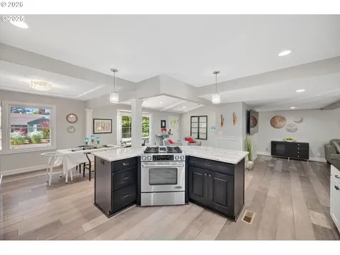 8444 SW 58th Avenue Portland OR 97219