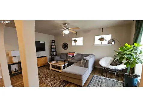 3511 SE Midvale Drive Corvallis OR 97333