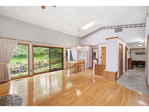 2983 Timberline Drive Eugene OR 97405