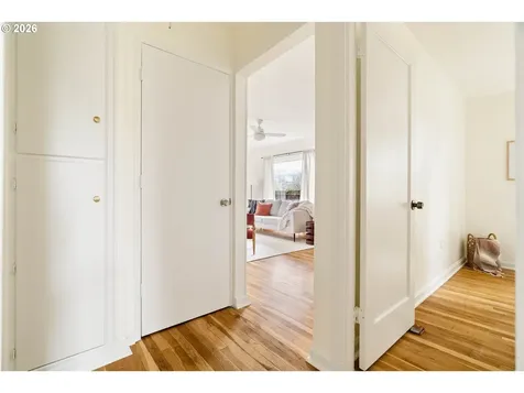 8609 SE Flavel Street Portland OR 97266