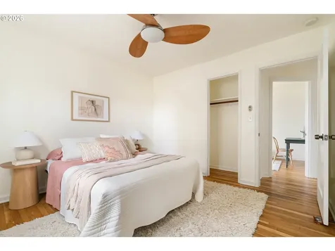 8609 SE Flavel Street Portland OR 97266
