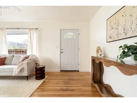 8609 SE Flavel Street Portland OR 97266