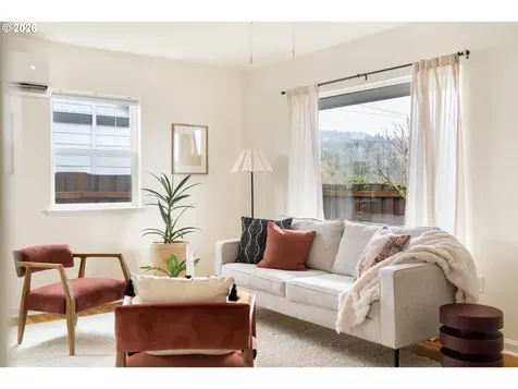 8609 SE Flavel Street Portland OR 97266