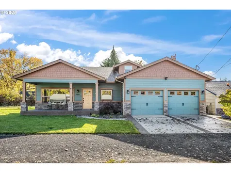 818 E Sierra Vista Drive Newberg OR 97132