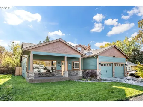 818 E Sierra Vista Drive Newberg OR 97132