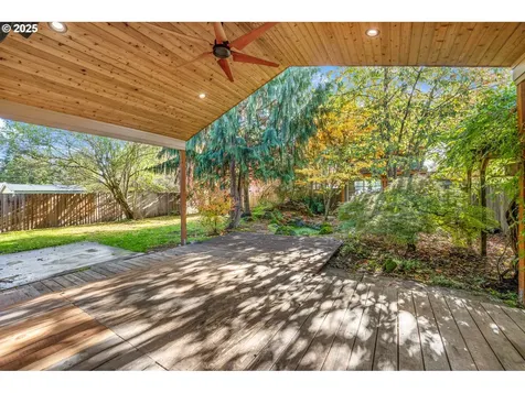 818 E Sierra Vista Drive Newberg OR 97132