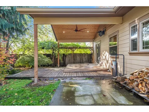 818 E Sierra Vista Drive Newberg OR 97132