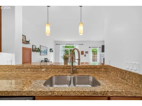 2937 Main Street Forest Grove OR 97116