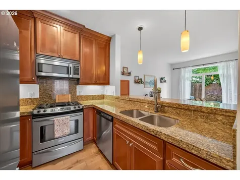 2937 Main Street Forest Grove OR 97116