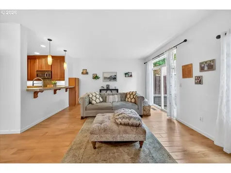 2937 Main Street Forest Grove OR 97116