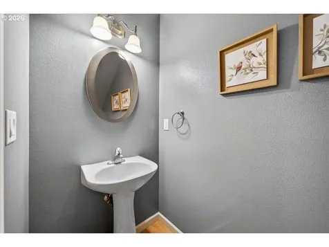 2937 Main Street Forest Grove OR 97116