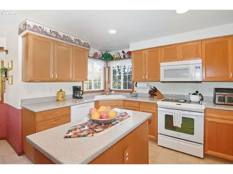 2718 NE 143rd Street Vancouver WA 98686