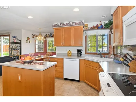 2718 NE 143rd Street Vancouver WA 98686