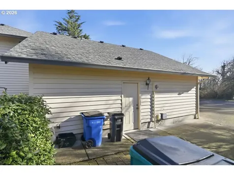 2718 NE 143rd Street Vancouver WA 98686